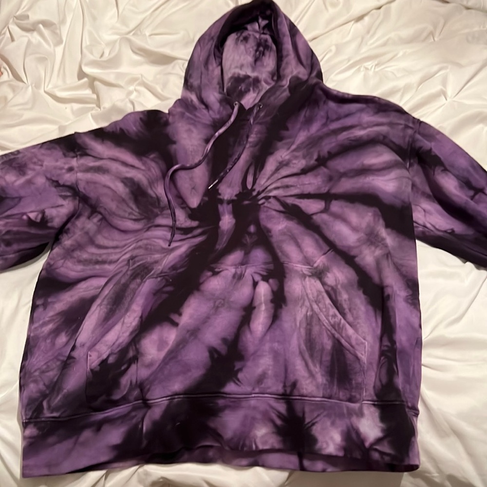 Zine purple and black medium tye-dye hoodie.